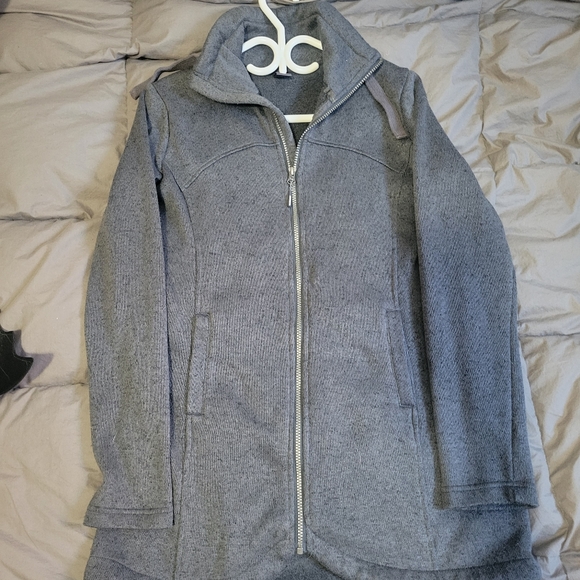 Mondetta, Grey zip up longline sweater. - Picture 3 of 5